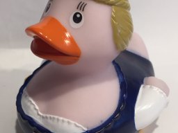 lufthansa_dirndl2